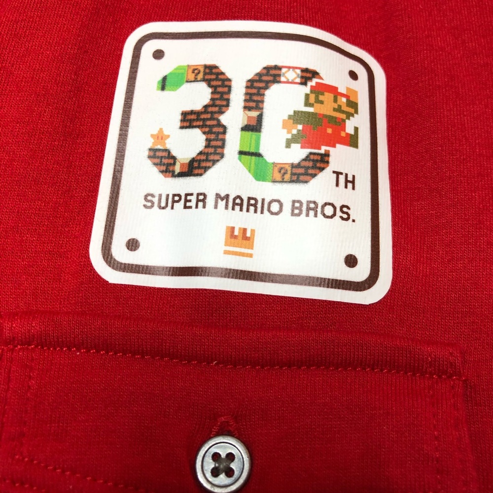 NINTENDO Shirt Super Mario Brothers 30th Anniversary Tee
Red XS Collector’s Item - Picture 6 of 8